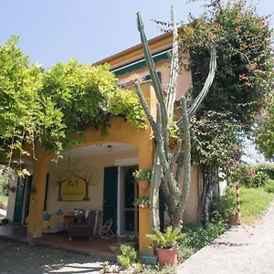  Bed & Breakfast La Casa Dei Gelsi Italia